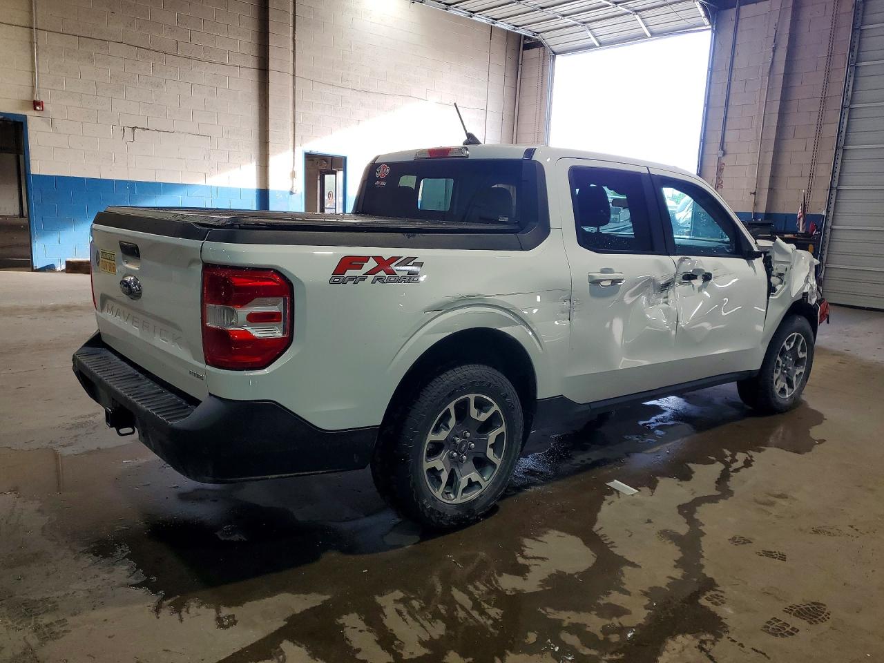 Ford Maverick Lariat
