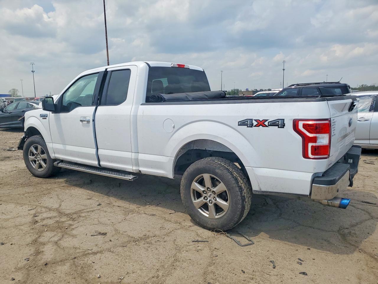Ford F-150 Super Cab