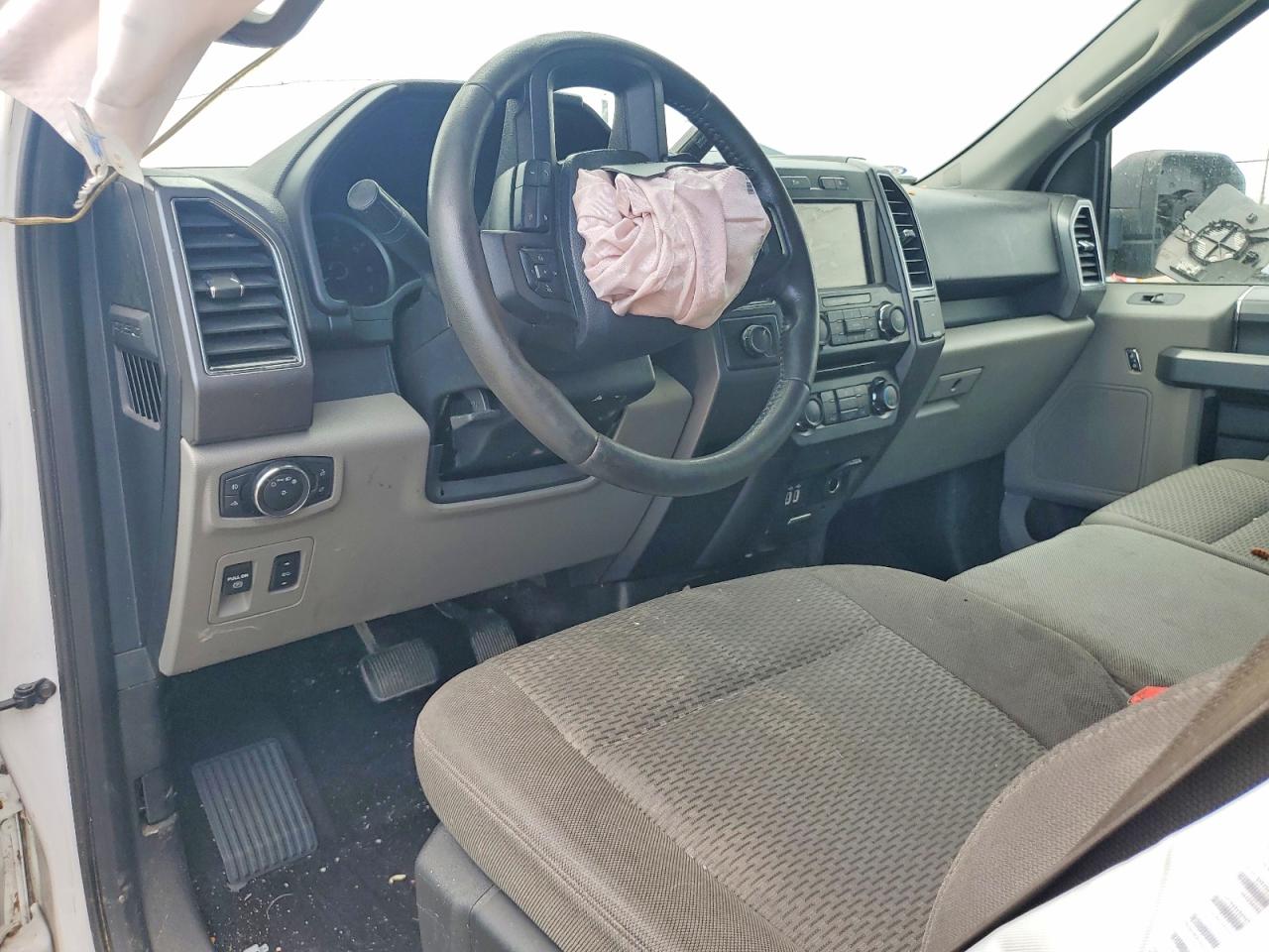 Ford F-150 Super Cab