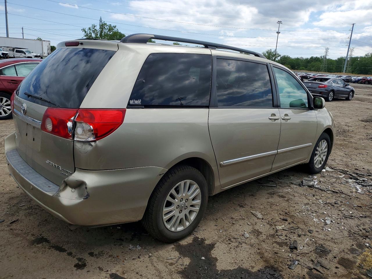 Toyota Sienna Xle Limited 7-passenger