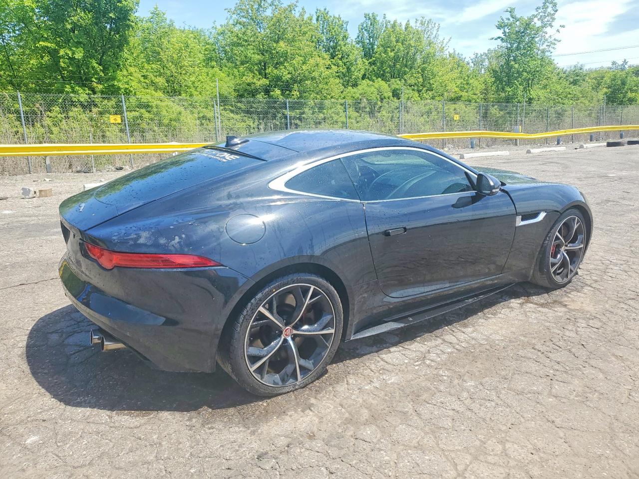 Jaguar F-TYPE R
