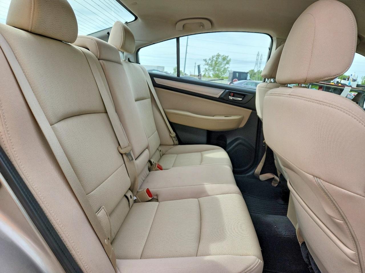 Subaru Legacy 2.5i Premium