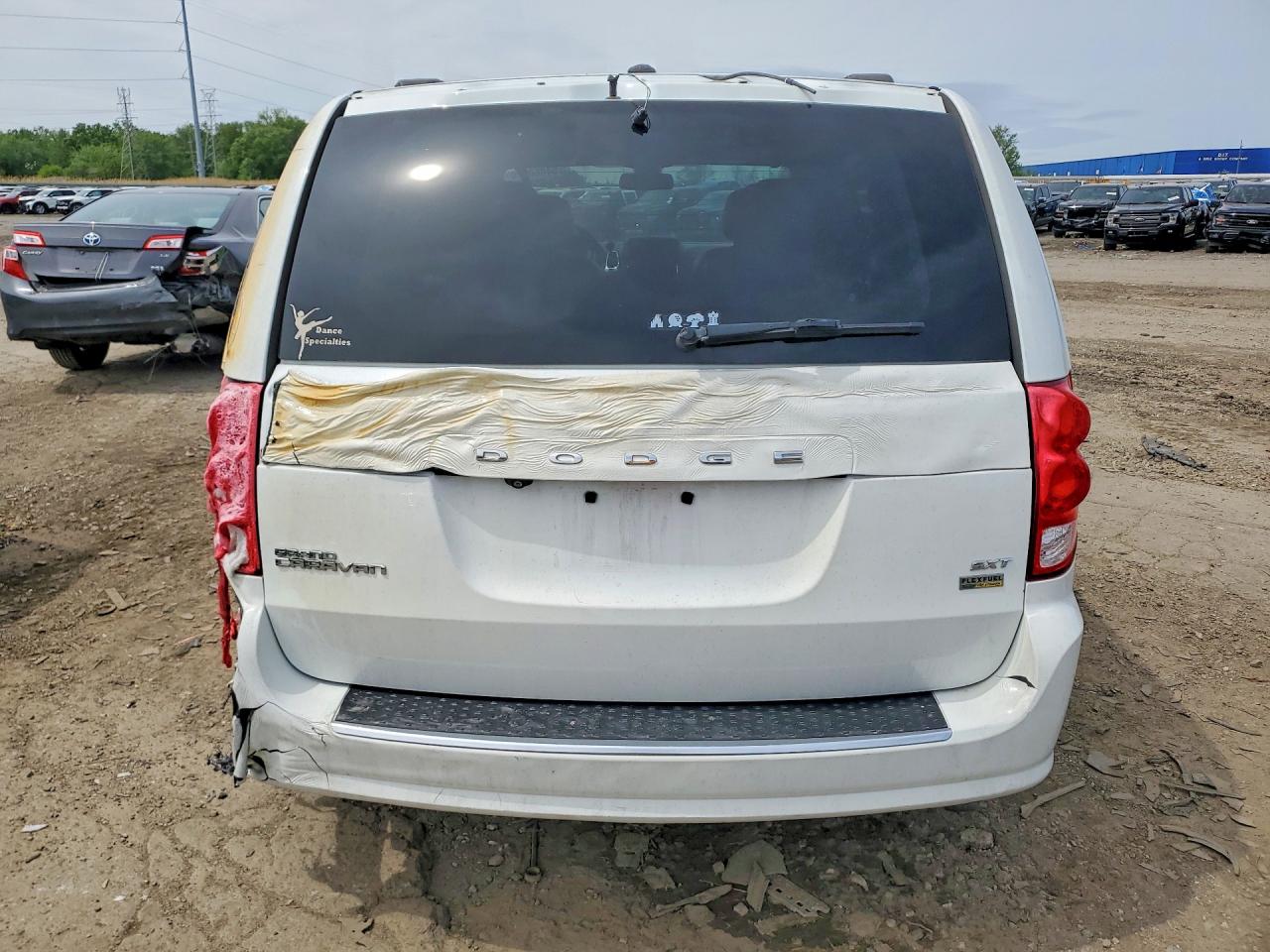 Dodge Caravan Sxt