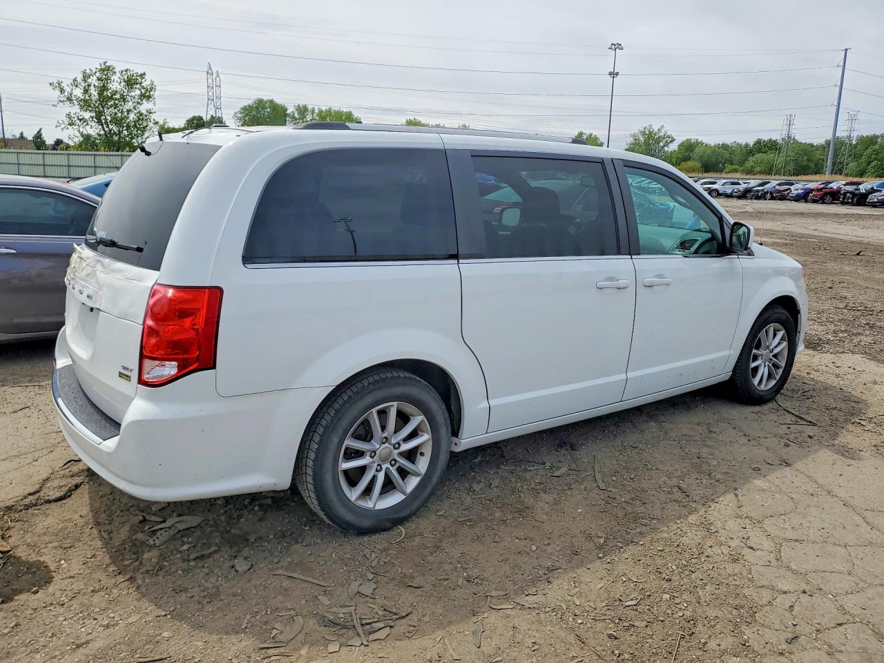 Dodge Caravan Sxt
