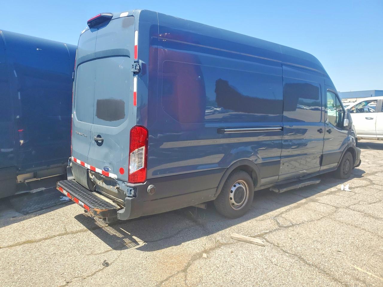 Ford Transit T-250