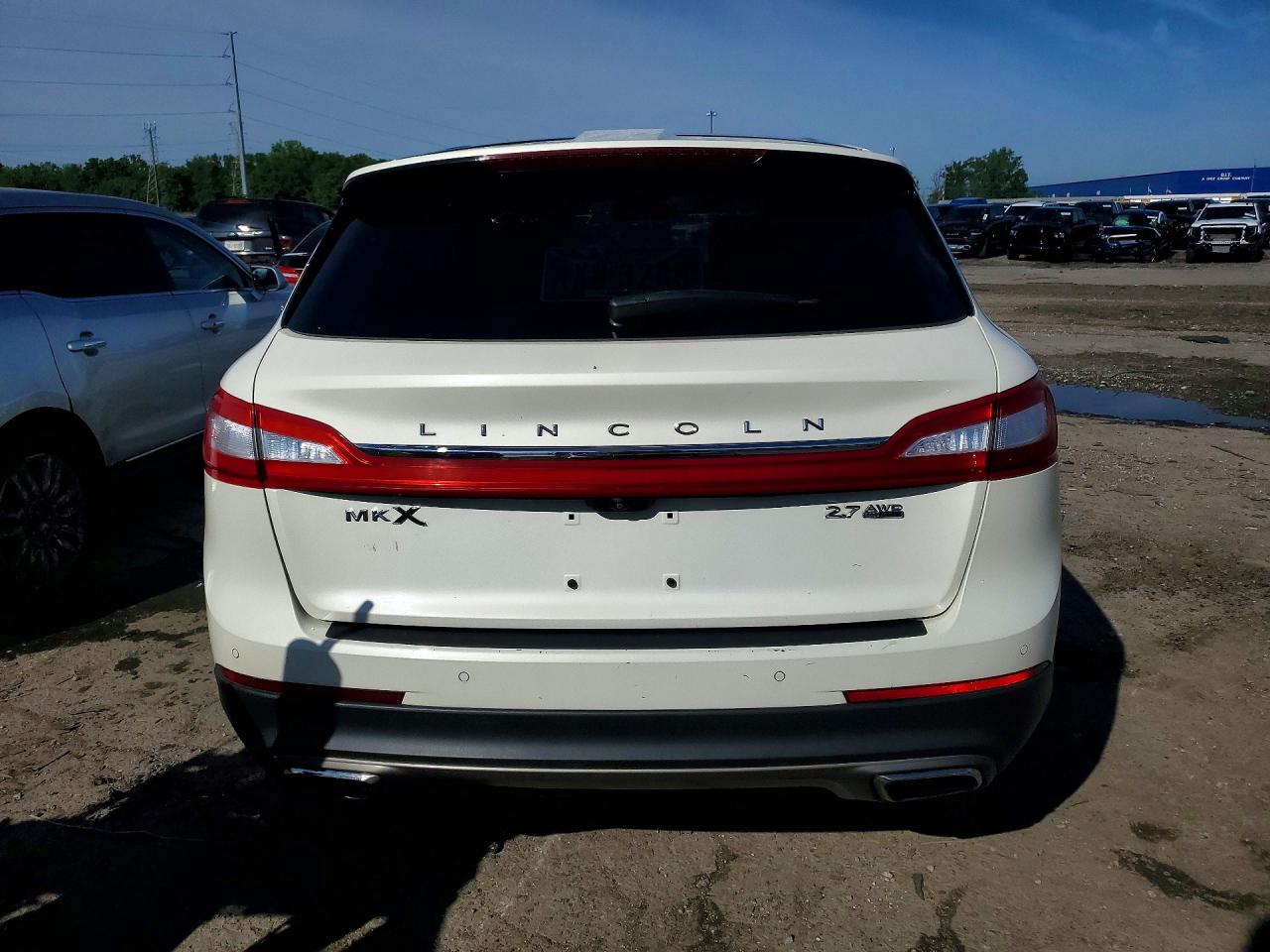 Lincoln MKX Black Label