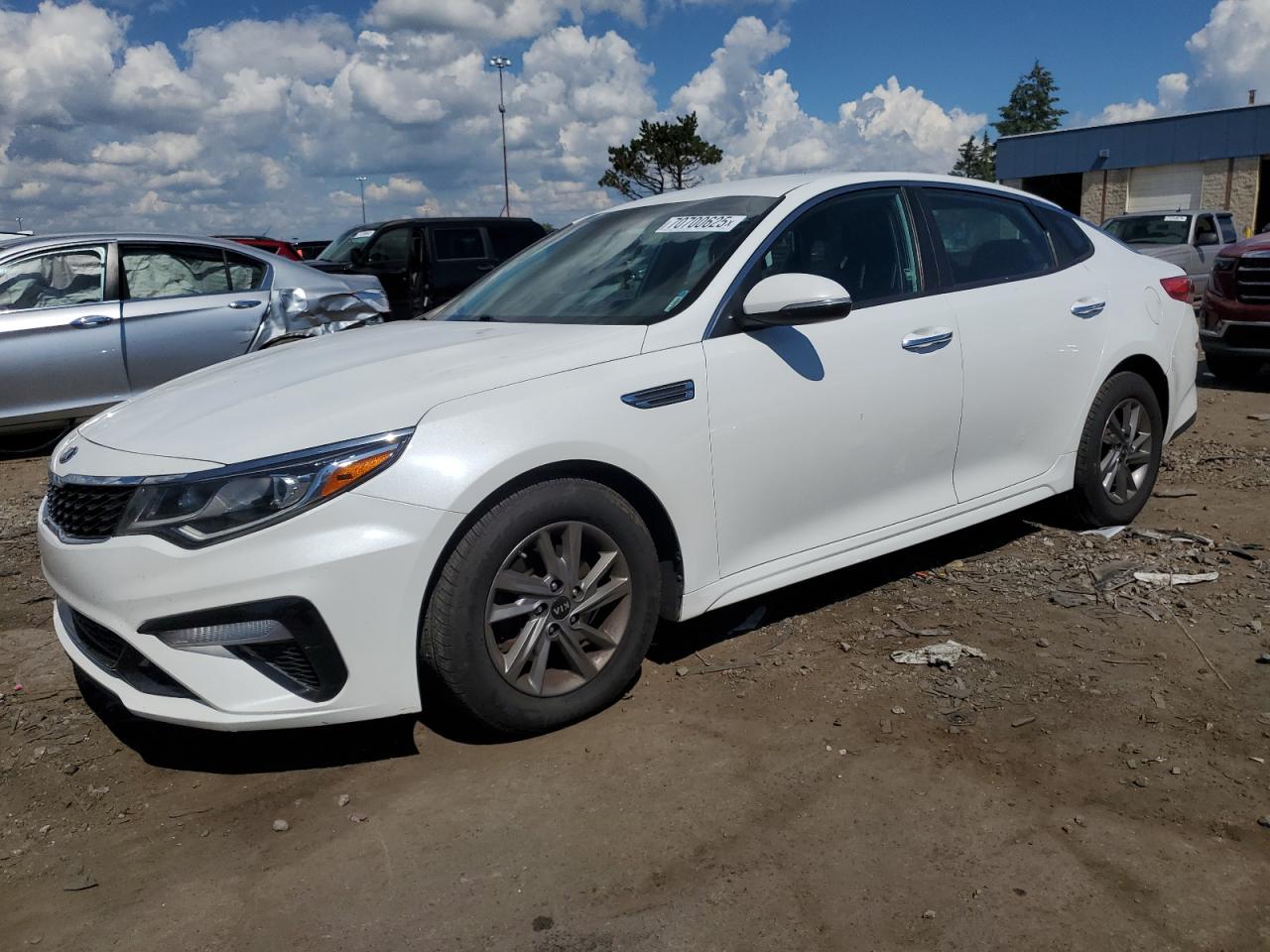 Salvage Kia Optima Image