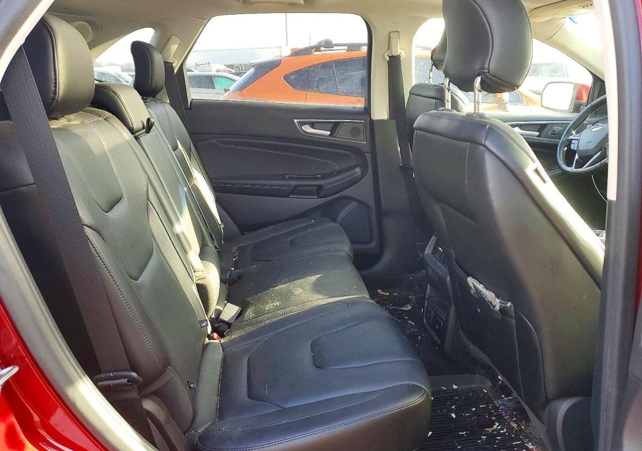 Ford Edge Titanium