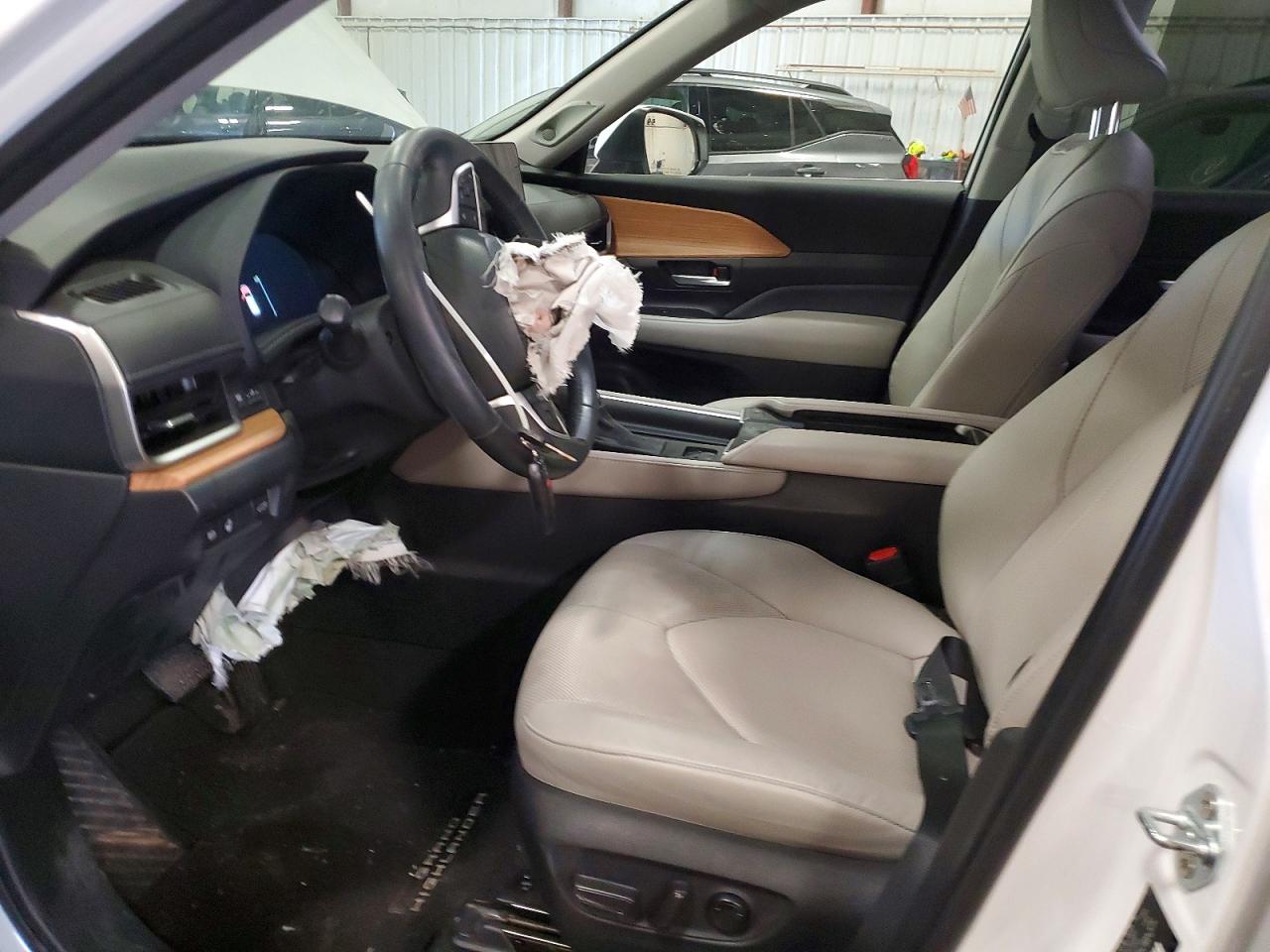 Toyota Grand Highlander Limited