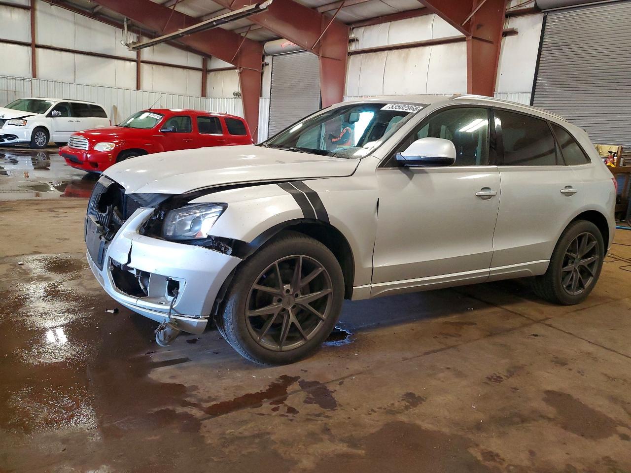 Salvage Audi Q5 Image