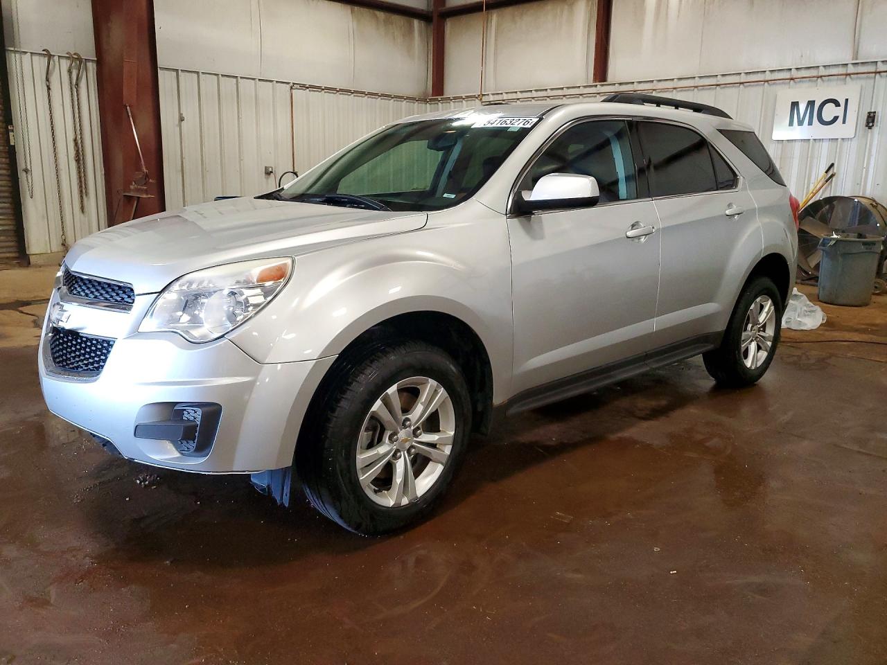 Salvage Chevrolet Equinox Image