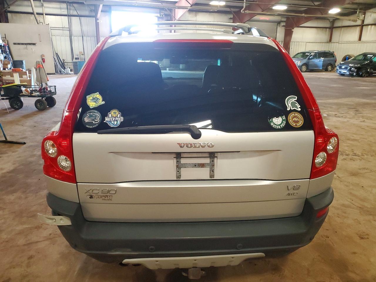 Volvo XC90 V8