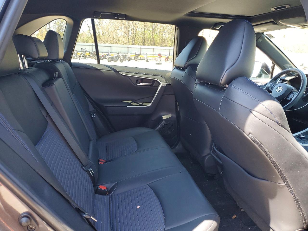 Toyota RAV4 Xse