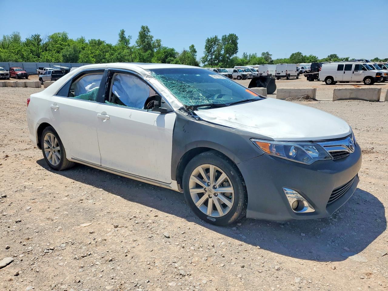 Toyota Camry Xle