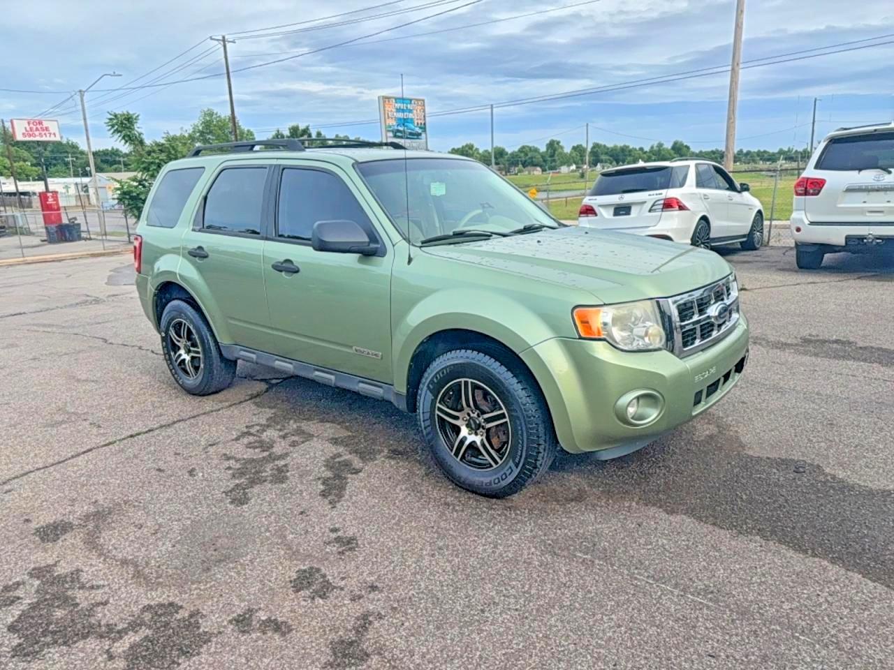 Salvage Ford Escape Image