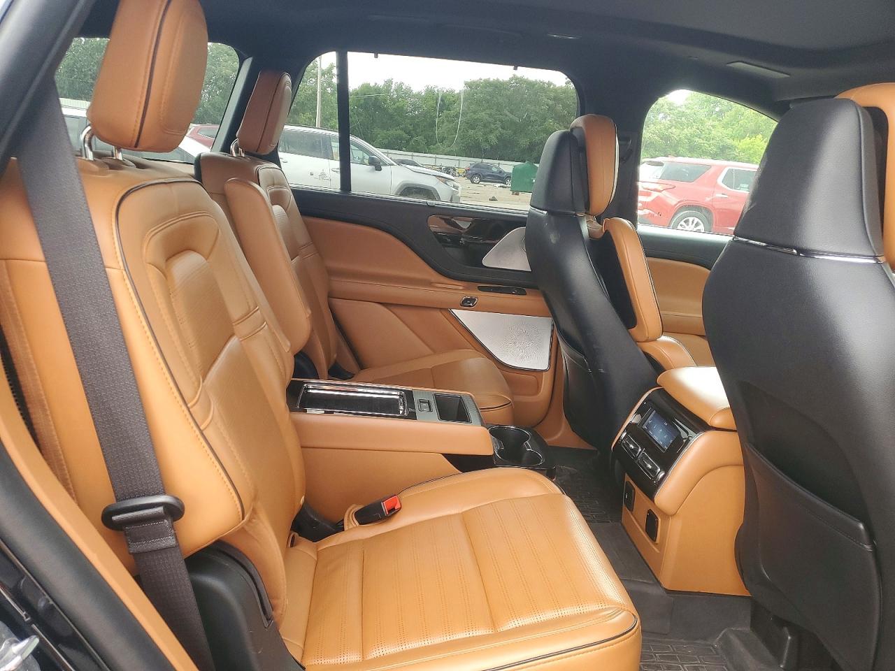 Lincoln Aviator Black Label Grand Touring