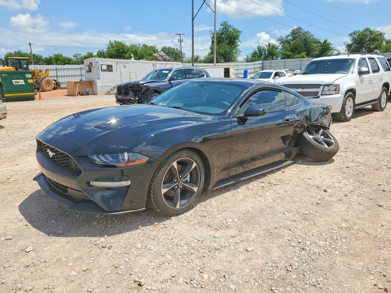 Salvage Ford Mustang Image