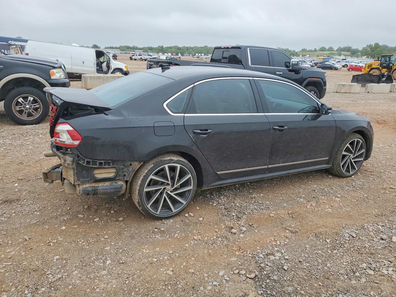 Volkswagen Passat Sel
