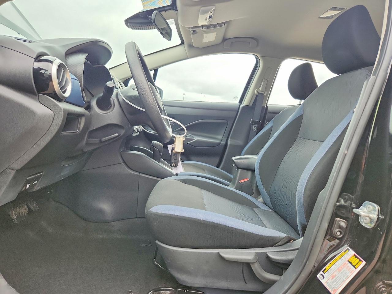 Nissan Versa Sv