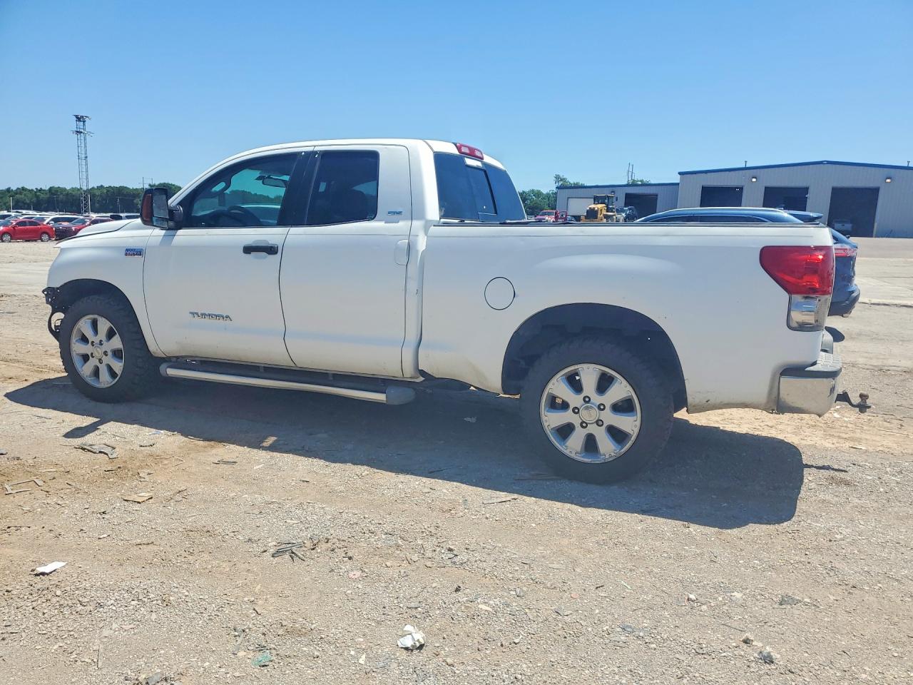 Toyota Tundra Double Cab Sr5