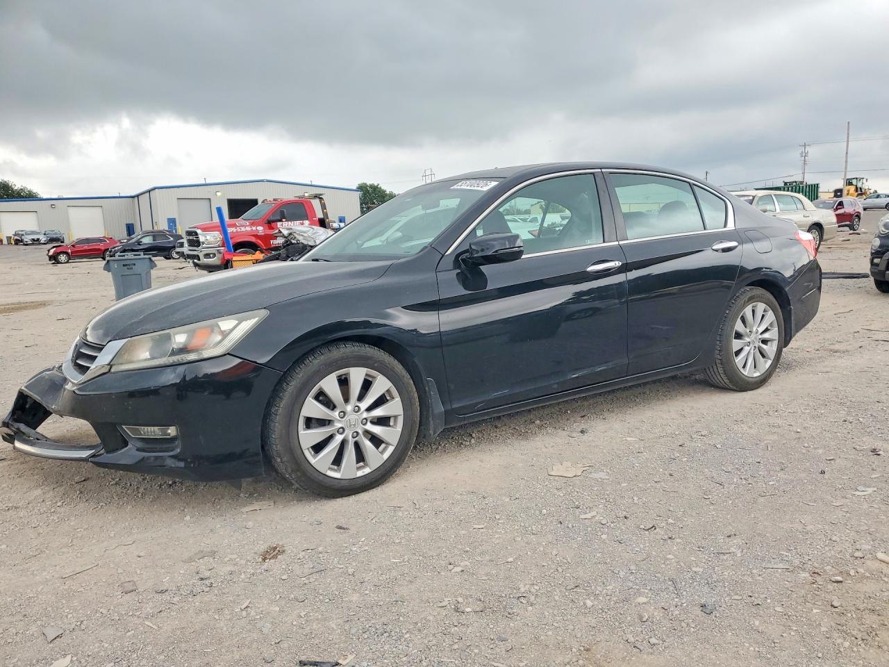Salvage Honda Accord Image