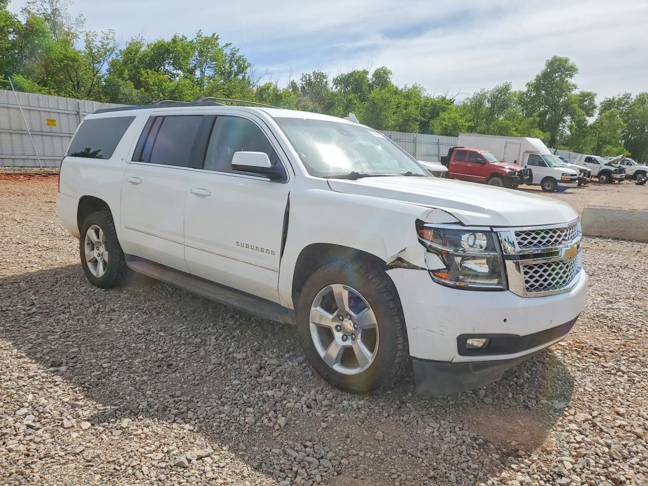 Chevrolet Suburban C1500 Lt
