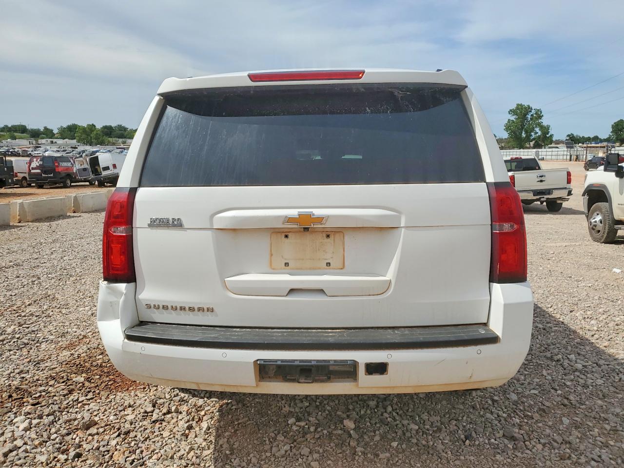 Chevrolet Suburban C1500 Lt