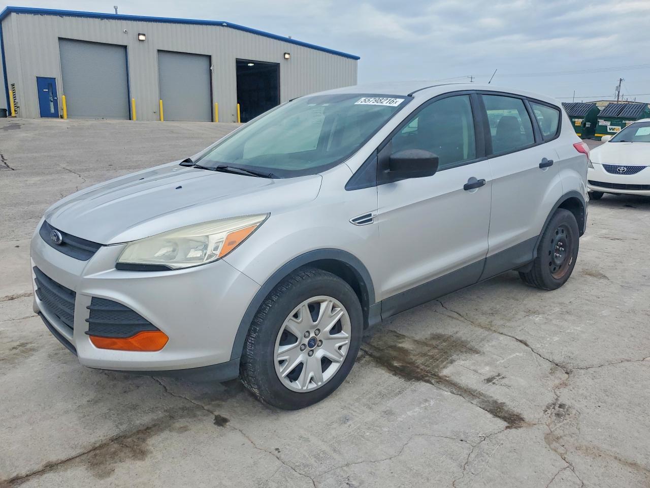 Salvage Ford Escape Image