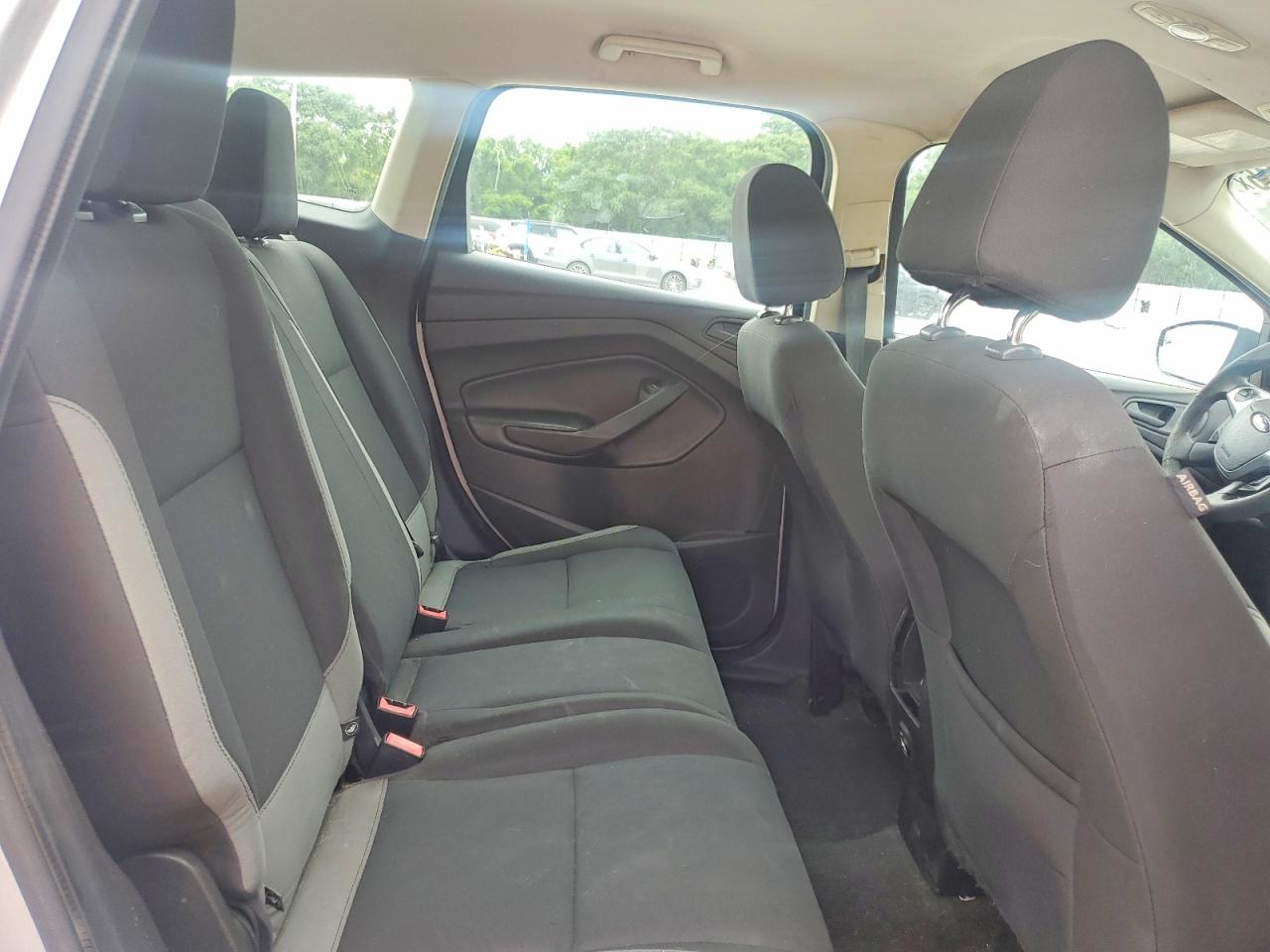 Ford Escape S
