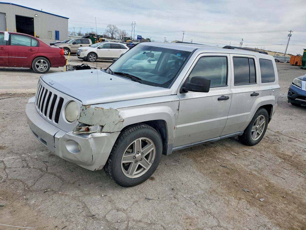 Salvage Jeep Patriot Image