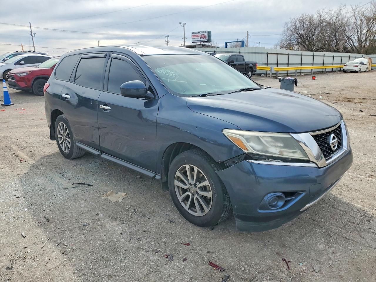 Nissan Pathfinder S