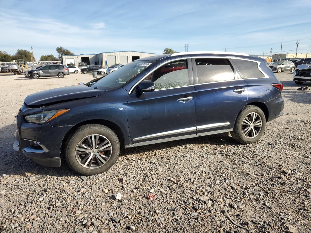Salvage INFINITI Qx Image