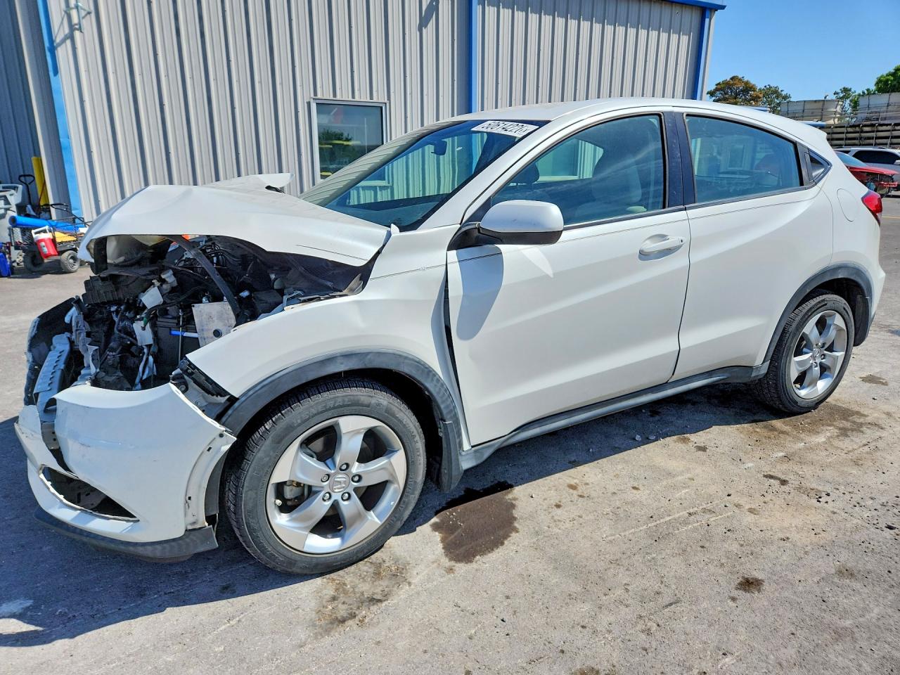 Salvage Honda HR-V Image