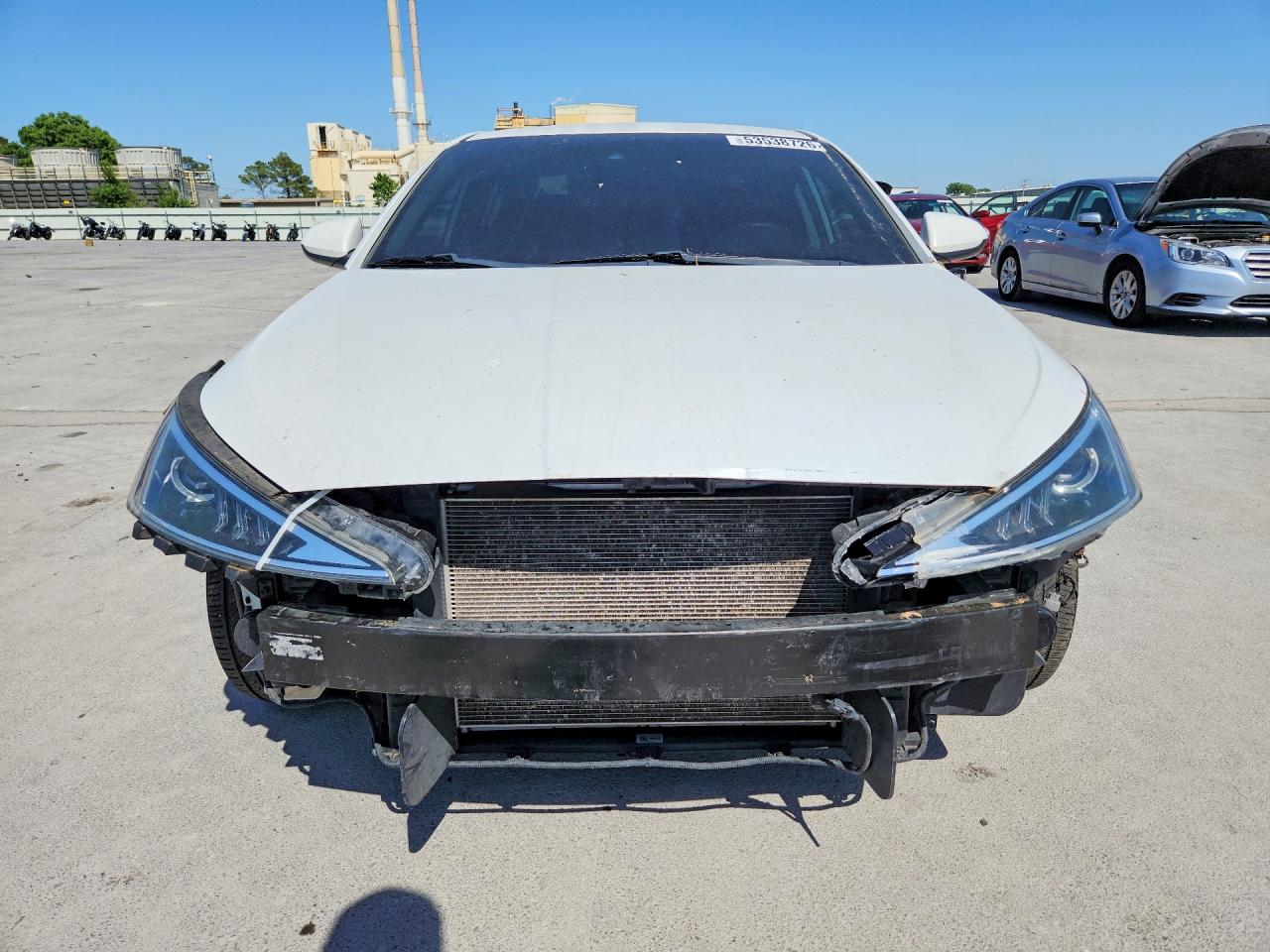 Hyundai ELANTRA Sel