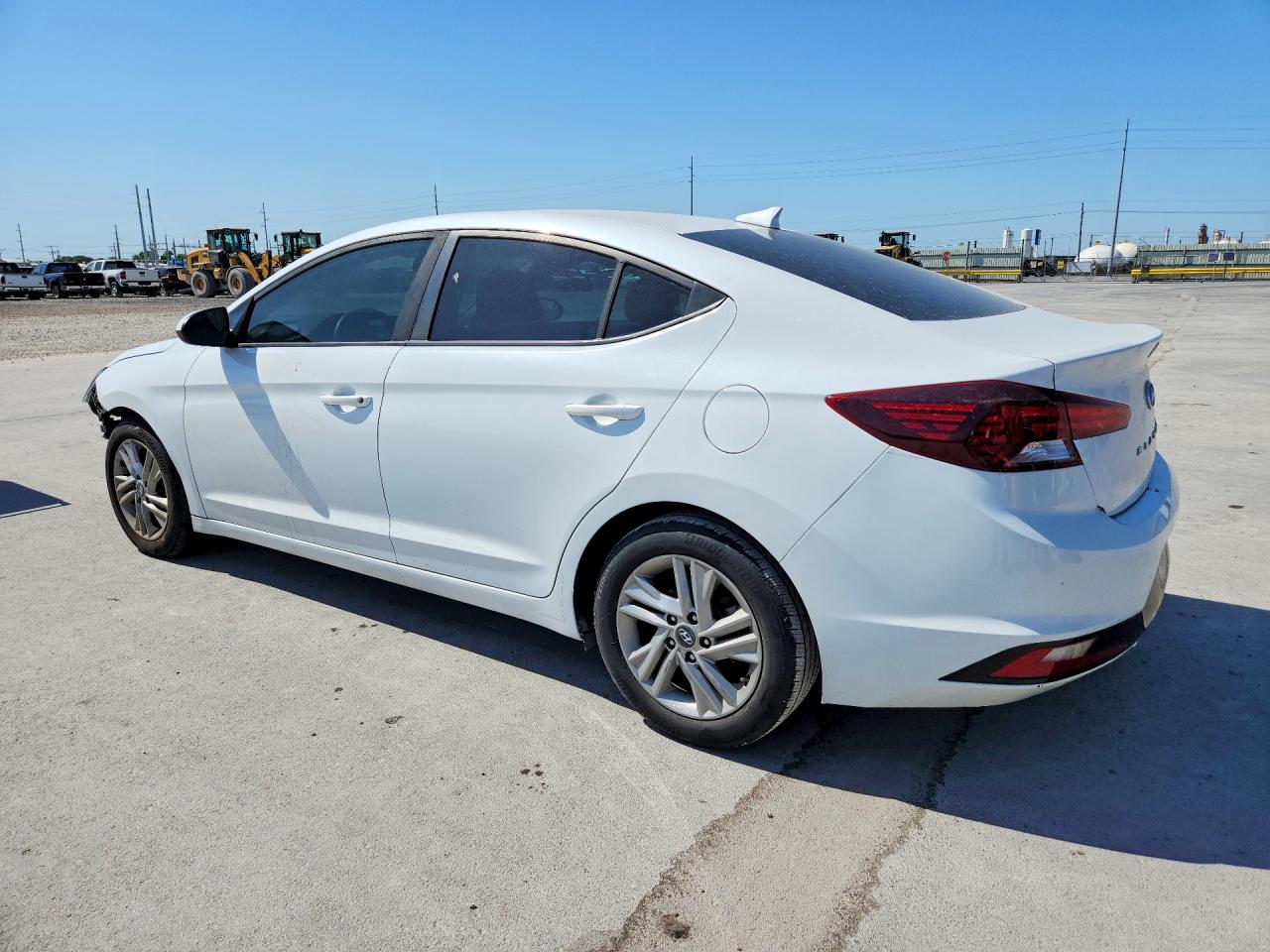 Hyundai ELANTRA Sel