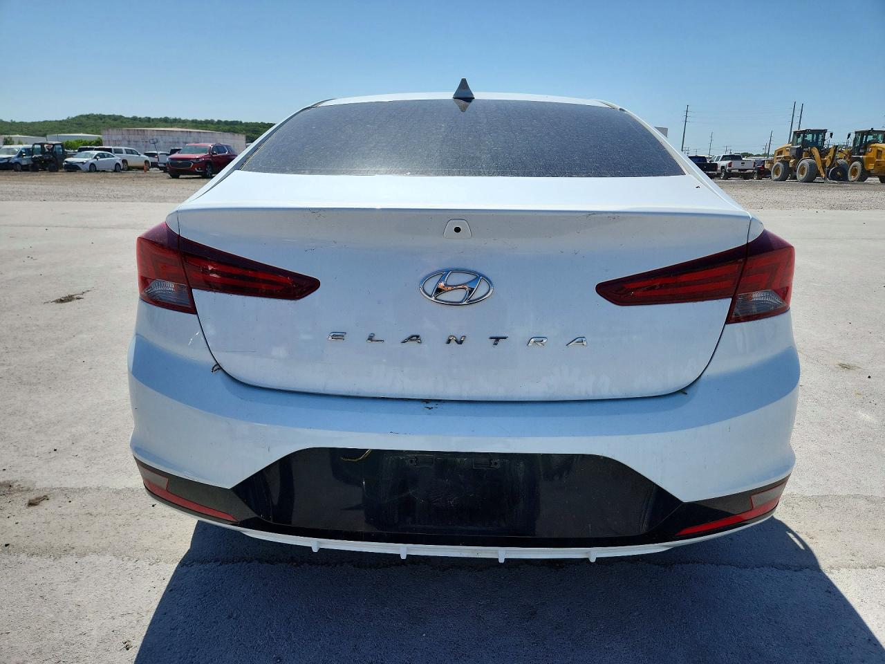 Hyundai ELANTRA Sel