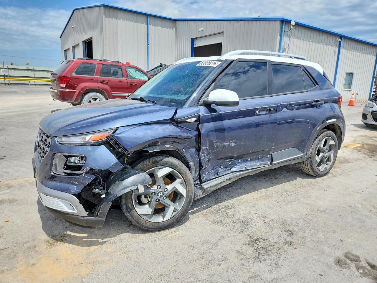 Salvage Hyundai VENUE Image