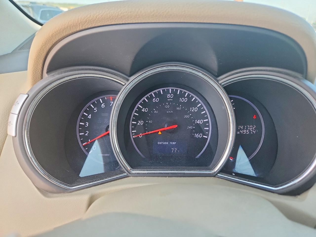Nissan Murano S