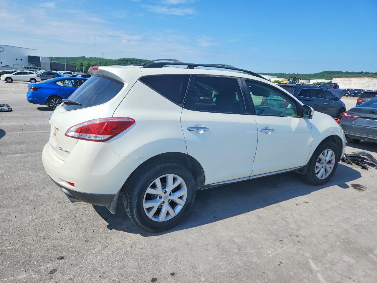 Nissan Murano S