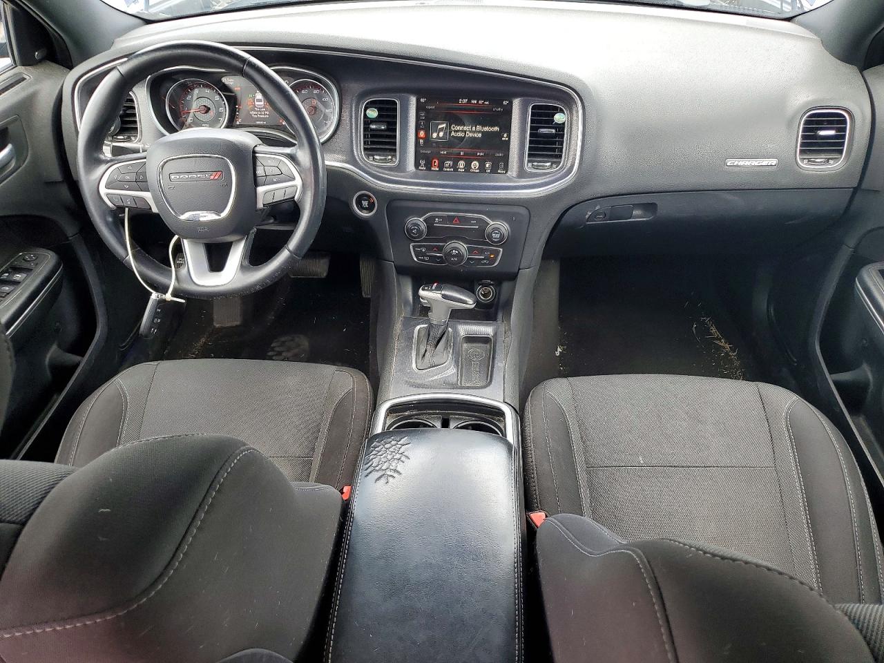 Dodge Charger Sxt