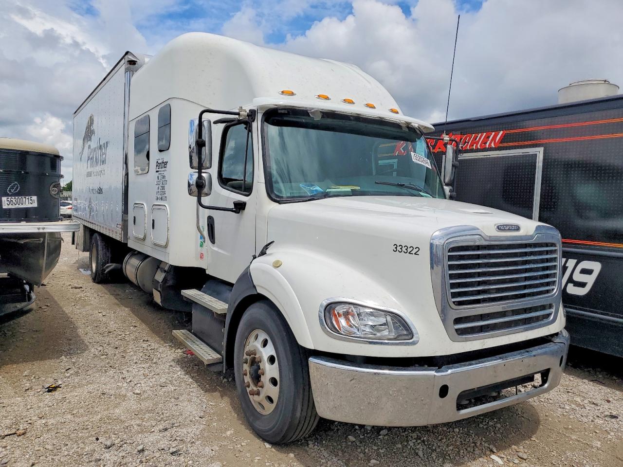 Salvage Freightliner M2 Image