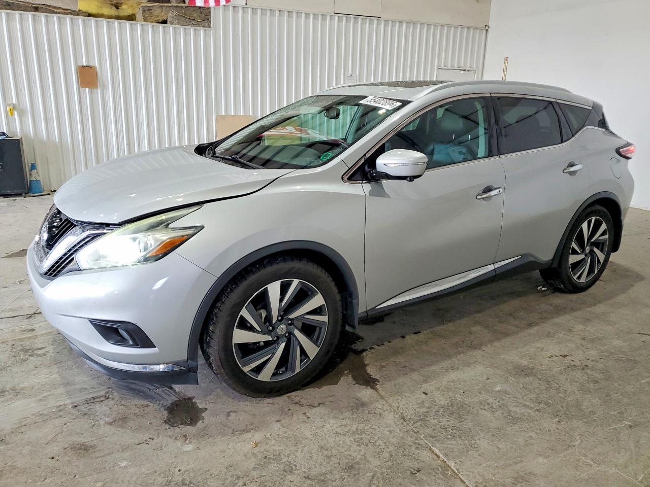 Salvage Nissan Murano Image