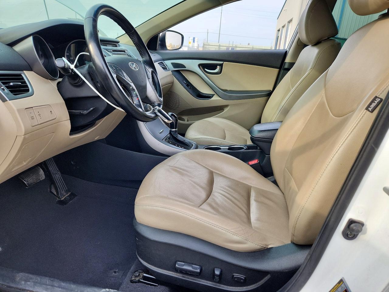 Hyundai ELANTRA Limited