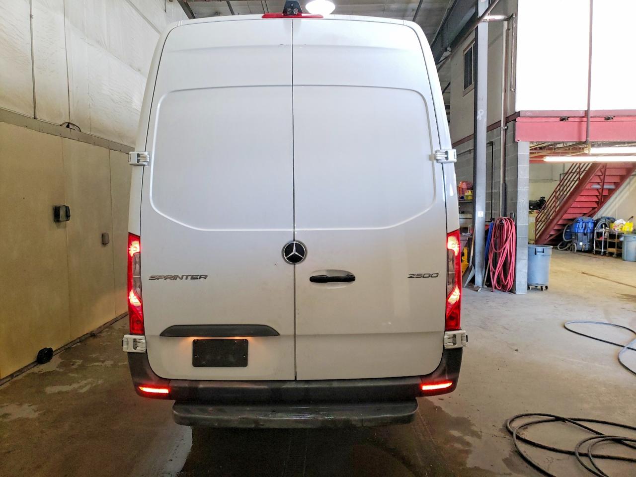 Mercedes-Benz Sprinter 2500