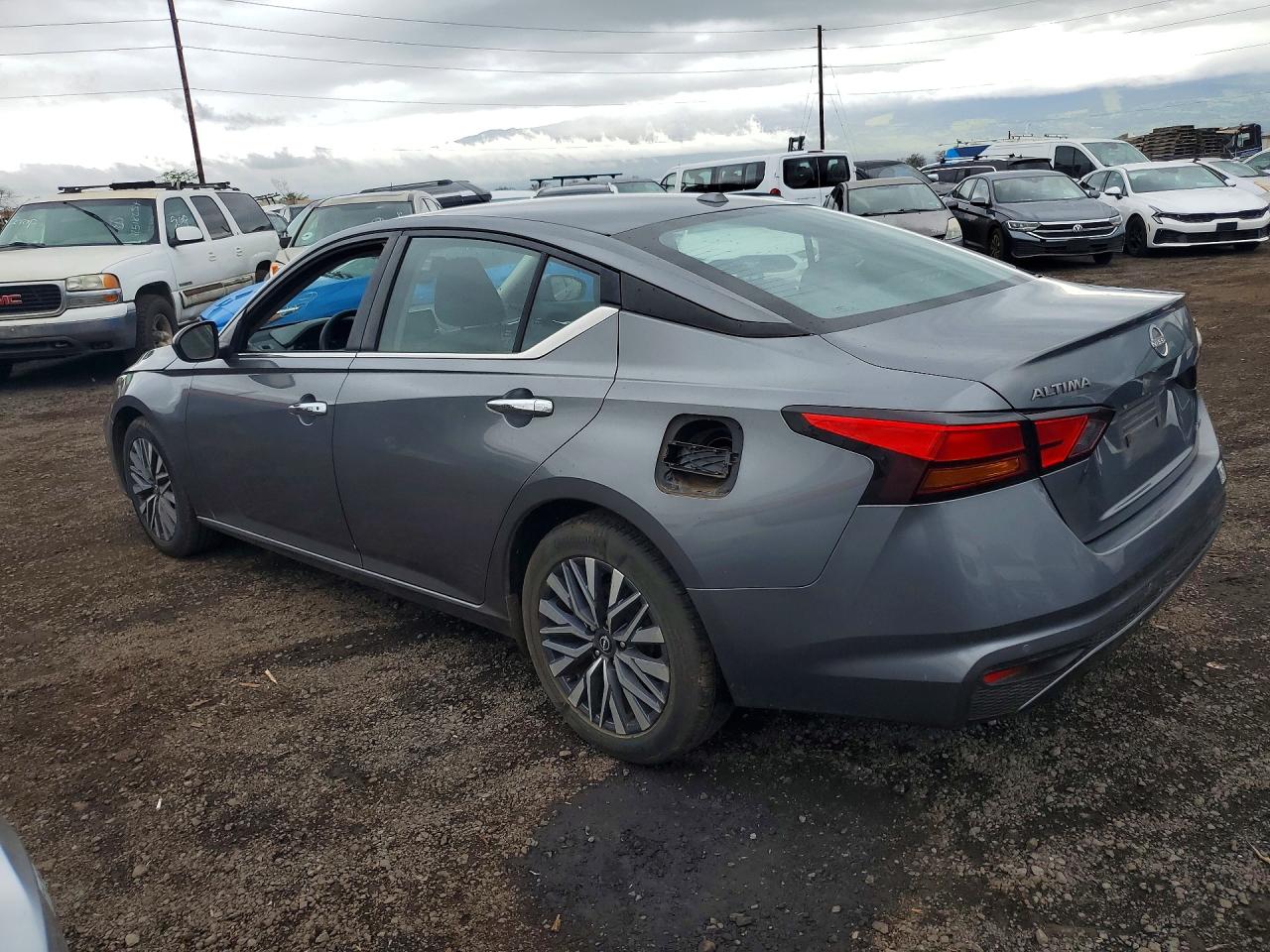 Nissan Altima Sv