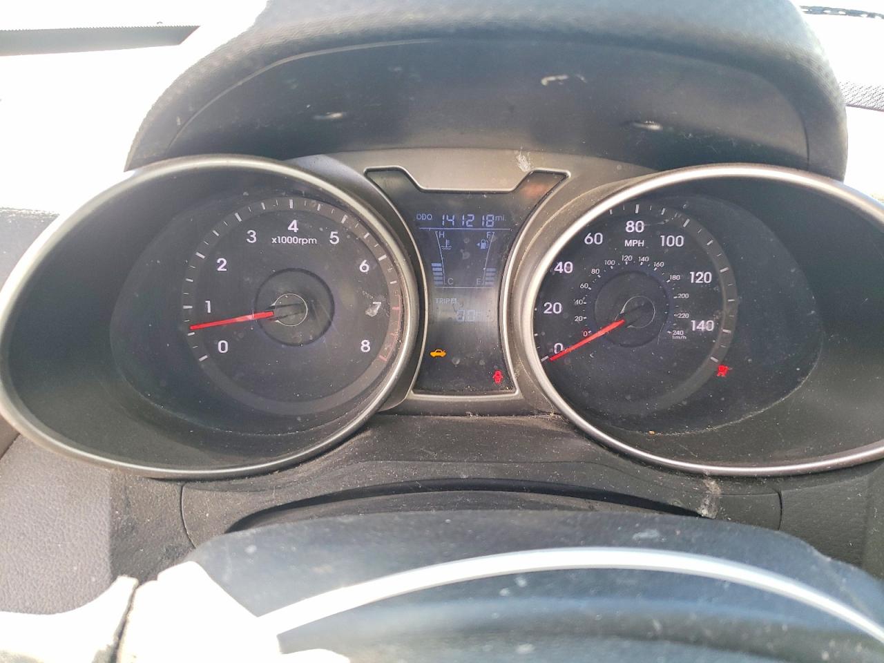 Hyundai VELOSTER Base