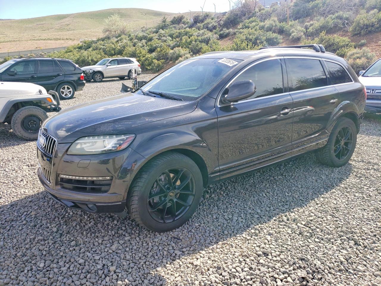 Salvage Audi Q7 Image
