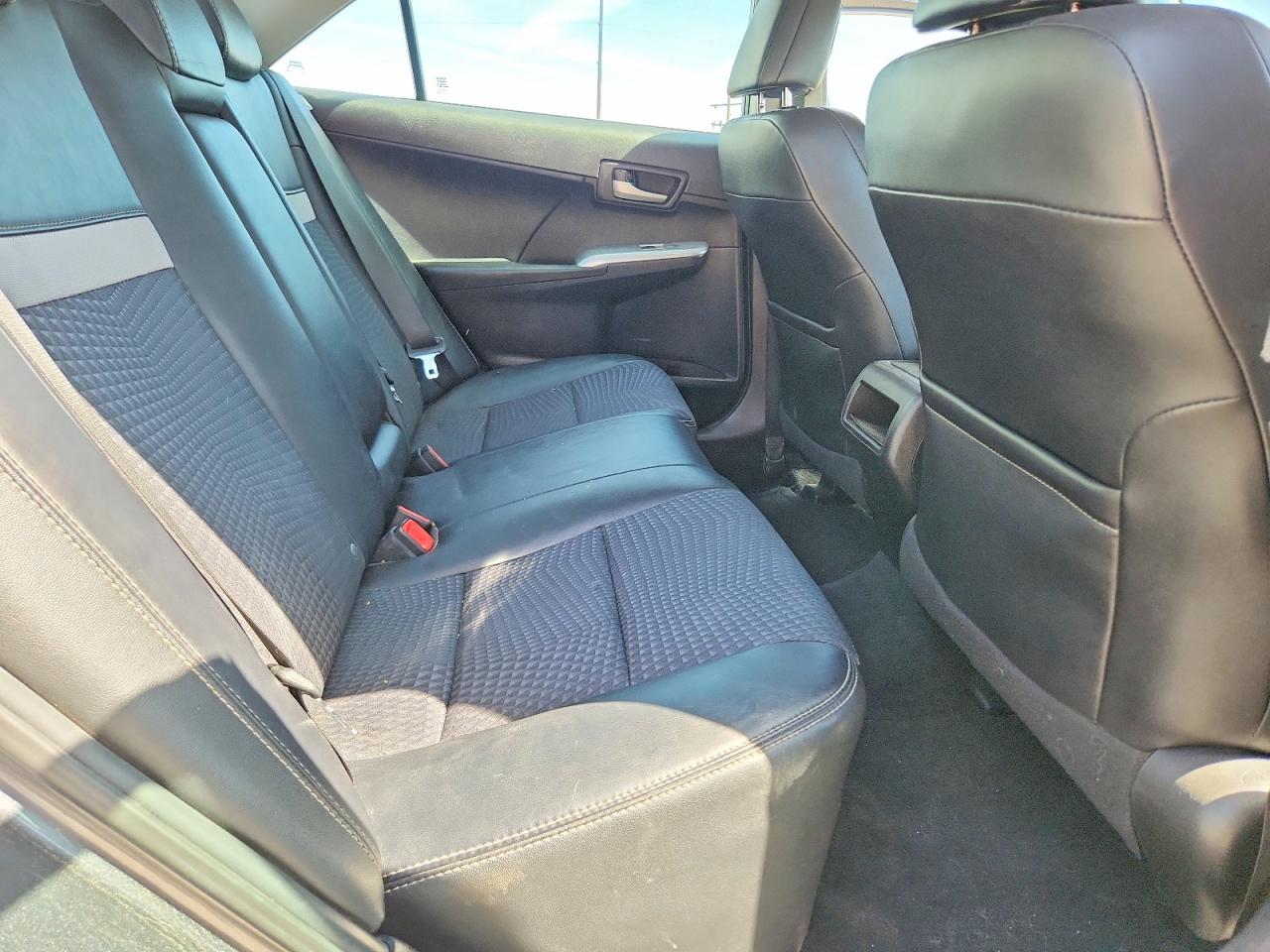 Toyota Camry Se V6
