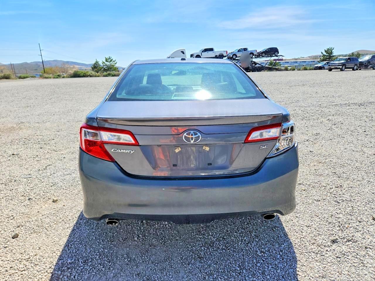 Toyota Camry Se V6
