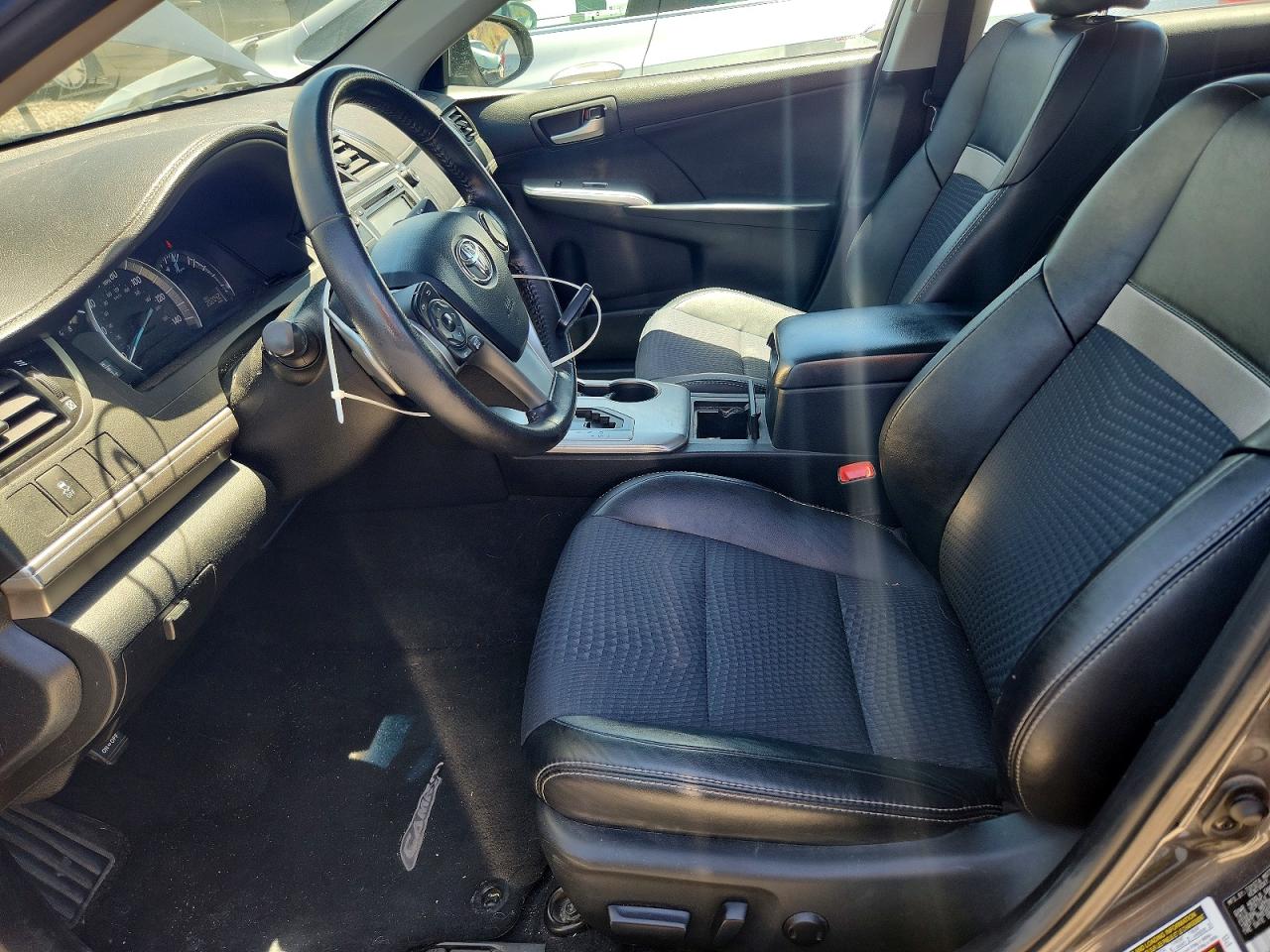 Toyota Camry Se V6